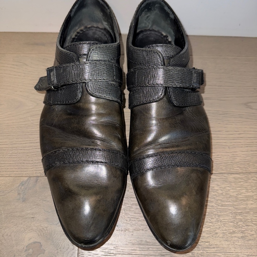 Louis Vuitton Black Leather Oxfords